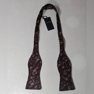 NEW-Daniel Cremieux 100% Cotton Square Bowtie Bow Tie Adjustable - Maroon Floral